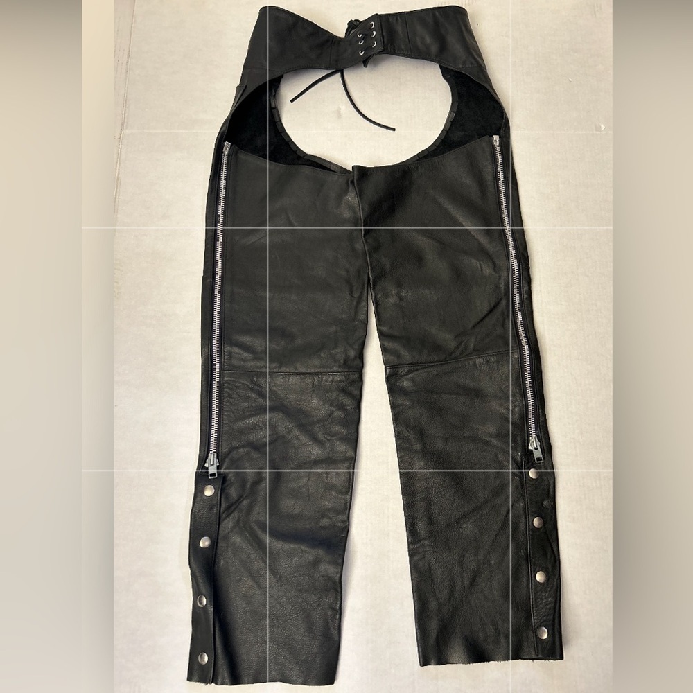 Motorcycle Mens Black‎ Leather Chaps by Prutech Performance Sz-M. CC18